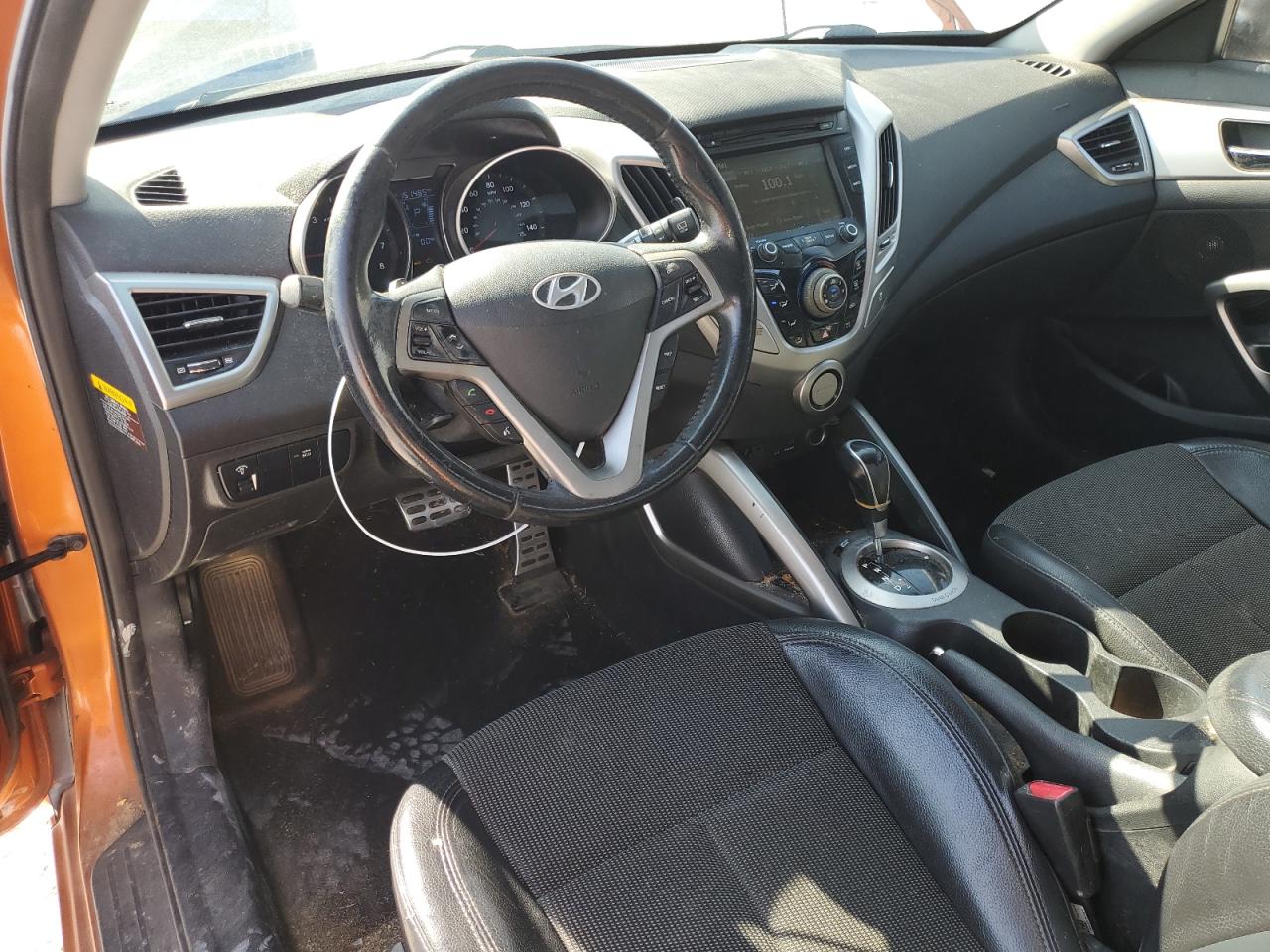 2013 Hyundai Veloster VIN KMHTC6AD9DU118549 Copart auction photo, front end / minor dent/scratches damage thumbnail 8