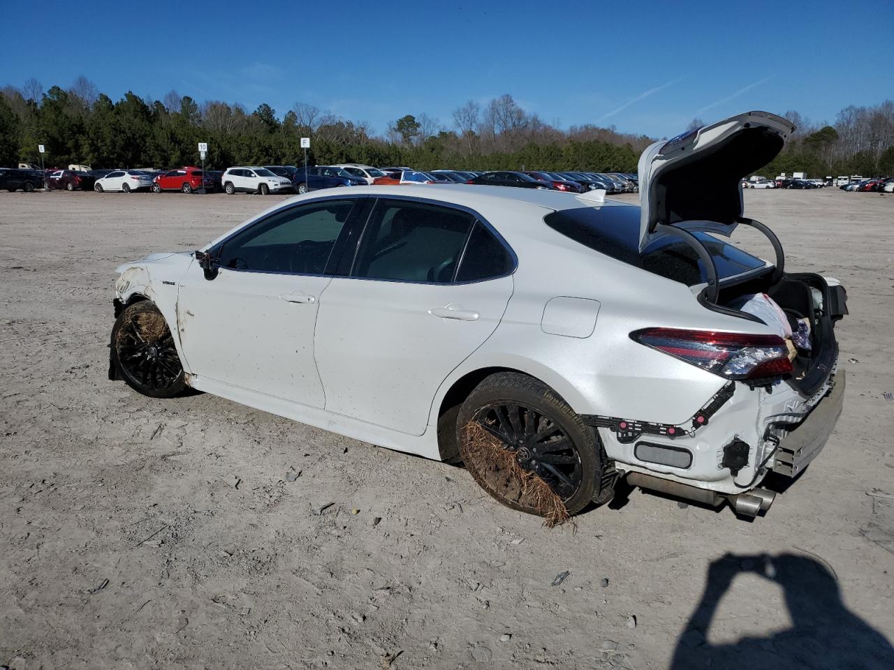 2021 Toyota Camry VIN 4T1K31AK6MU029597 Copart auction photo, rear end / front end damage thumbnail 2