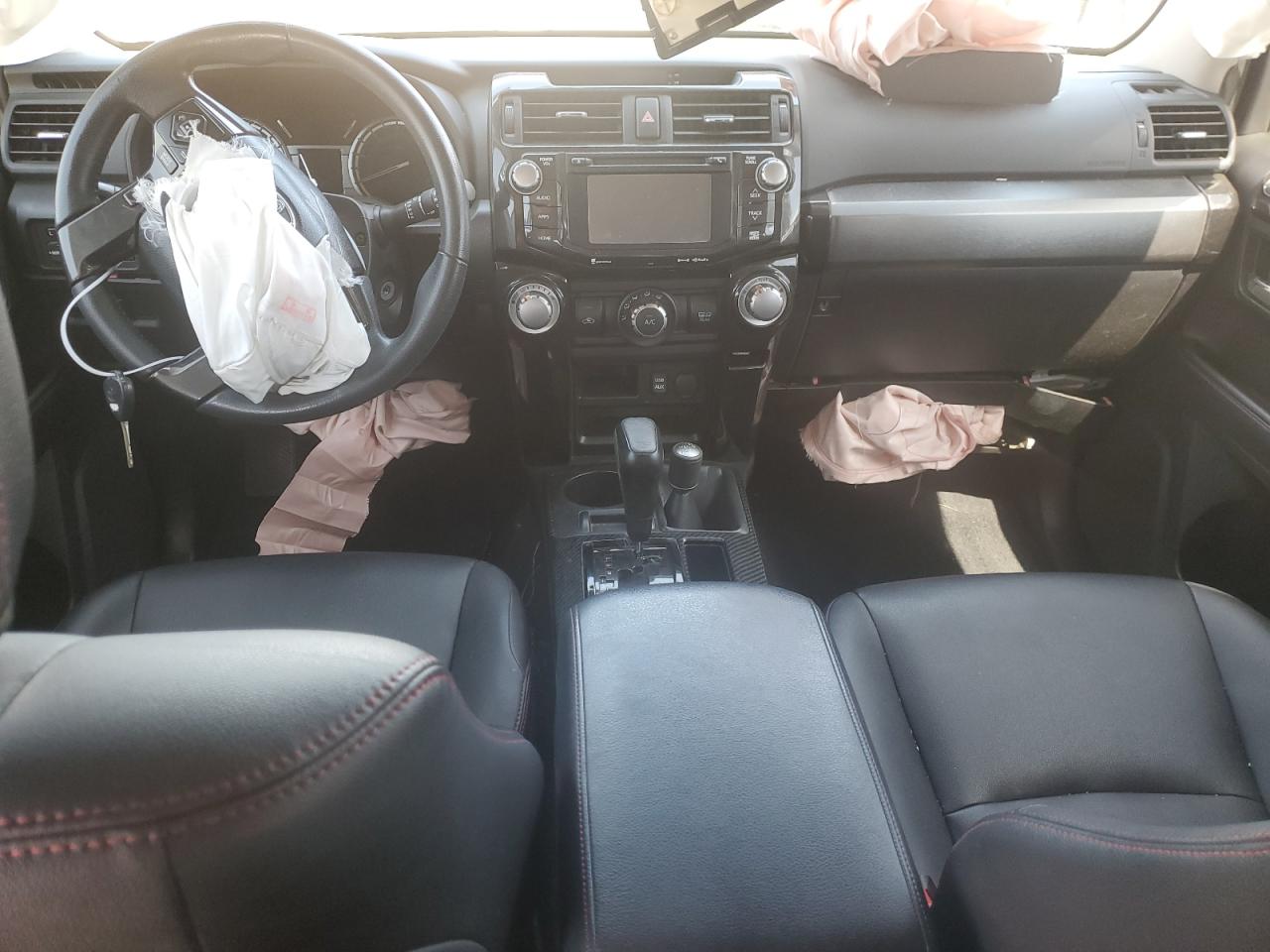 2018 Toyota 4Runner VIN JTEBU5JR2J5547102 Copart auction photo, front end damage thumbnail 8