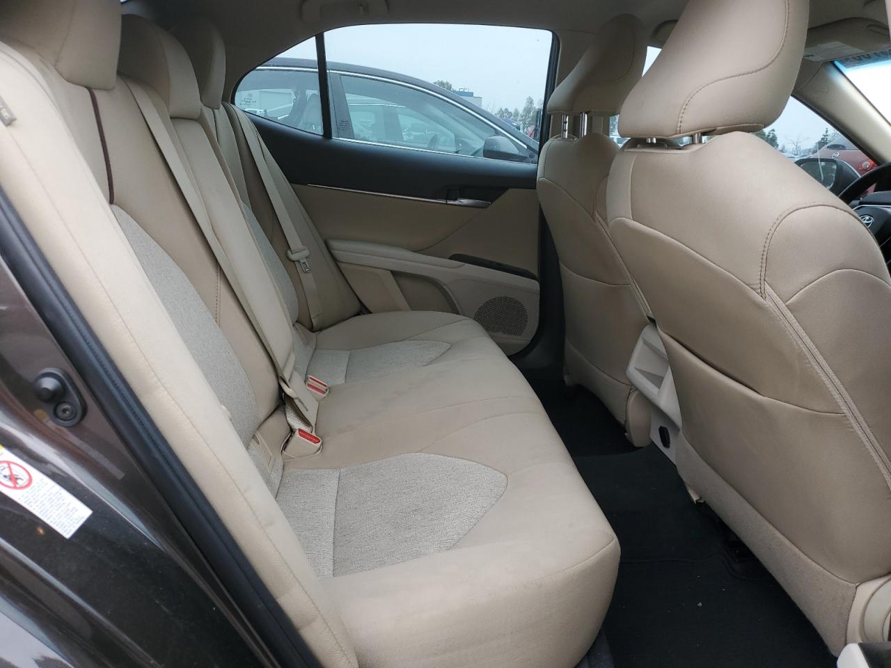 2018 Toyota Camry VIN 4T1B11HKXJU101960 Copart auction photo, rear end damage thumbnail 10