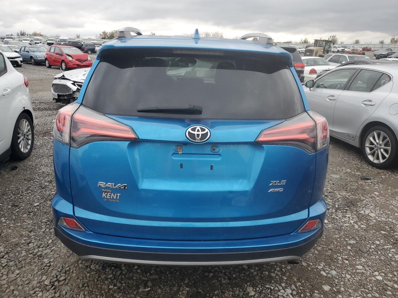 2017 Toyota RAV 4 VIN 2T3RFREV9HW620173 Copart auction photo, front end damage thumbnail 6