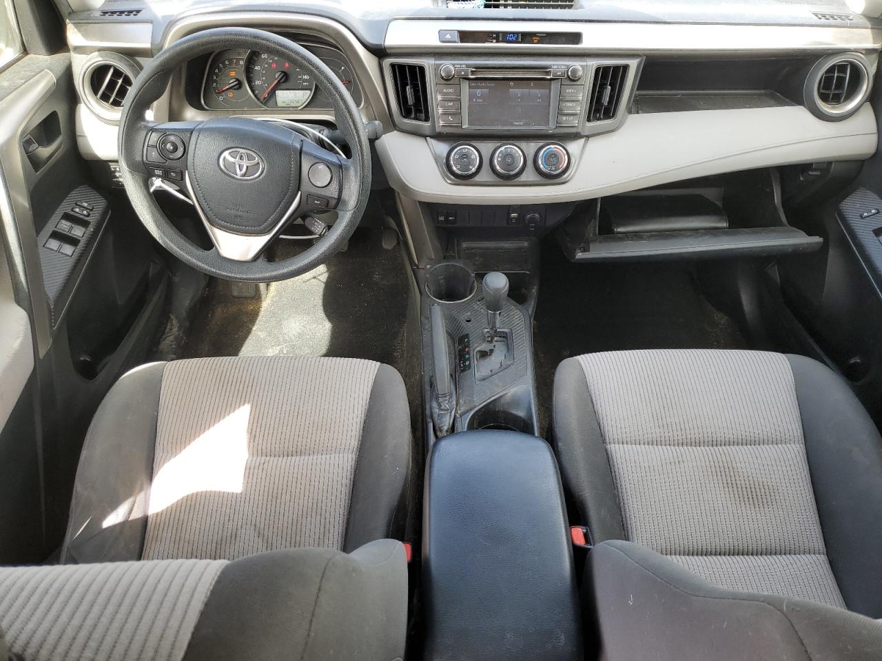 2015 Toyota RAV 4 VIN JTMZFREV4FJ041815 Copart auction photo, front end / side damage thumbnail 8