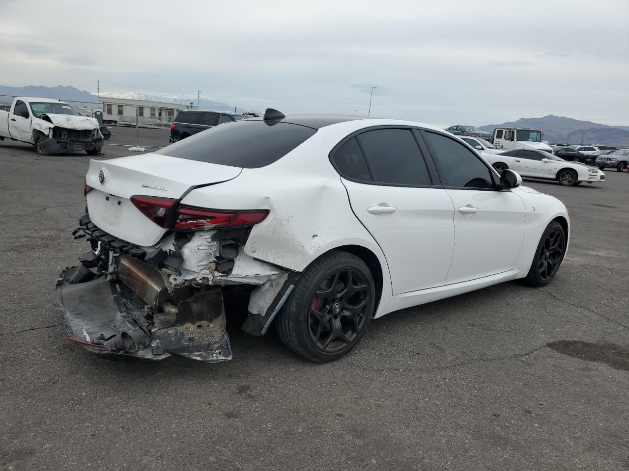 2022 Alfa Romeo Giulia VIN ZARFAMBN1N7663010 Copart auction photo, rear end damage thumbnail 3