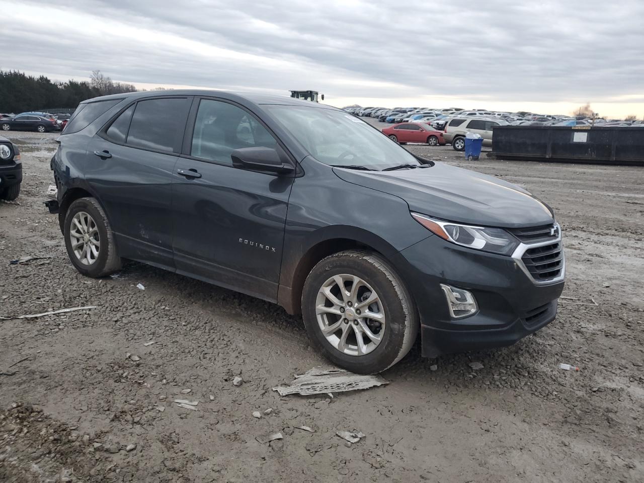 2020 Chevrolet Equinox VIN 2GNAXHEV4L6255563 Copart auction photo, rear end damage thumbnail 4