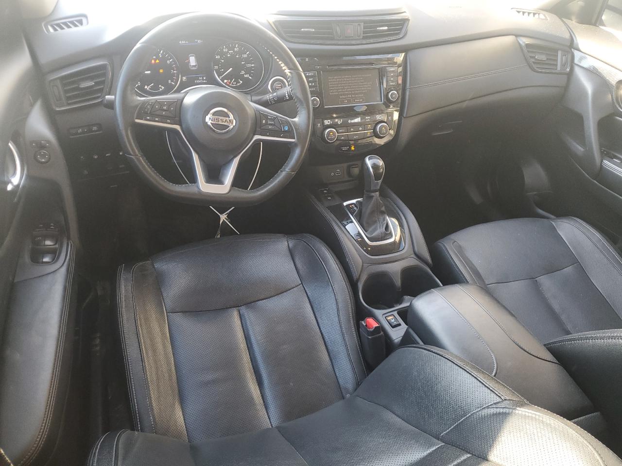 2019 Nissan Rogue VIN 5N1AT2MT5KC734397 Copart auction photo, front end / minor dent/scratches damage thumbnail 8