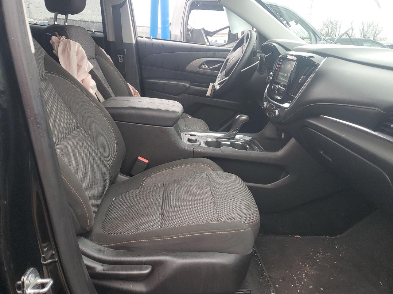 2018 Chevrolet Traverse VIN 1GNERFKW9JJ159585 Copart auction photo, side / all over damage thumbnail 7
