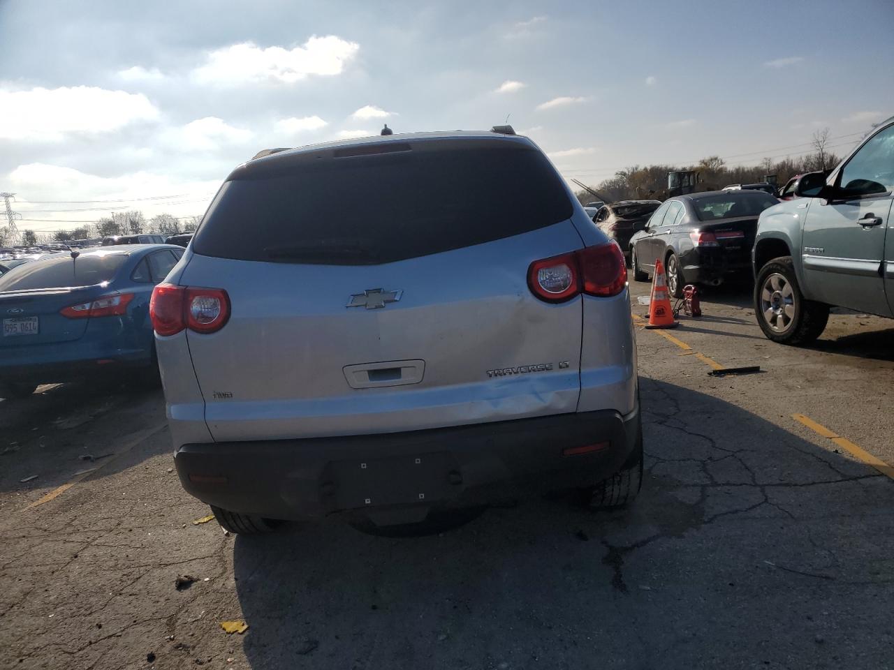 2011 Chevrolet Traverse VIN 1GNKVGED9BJ365909 Copart auction photo, normal wear damage thumbnail 6