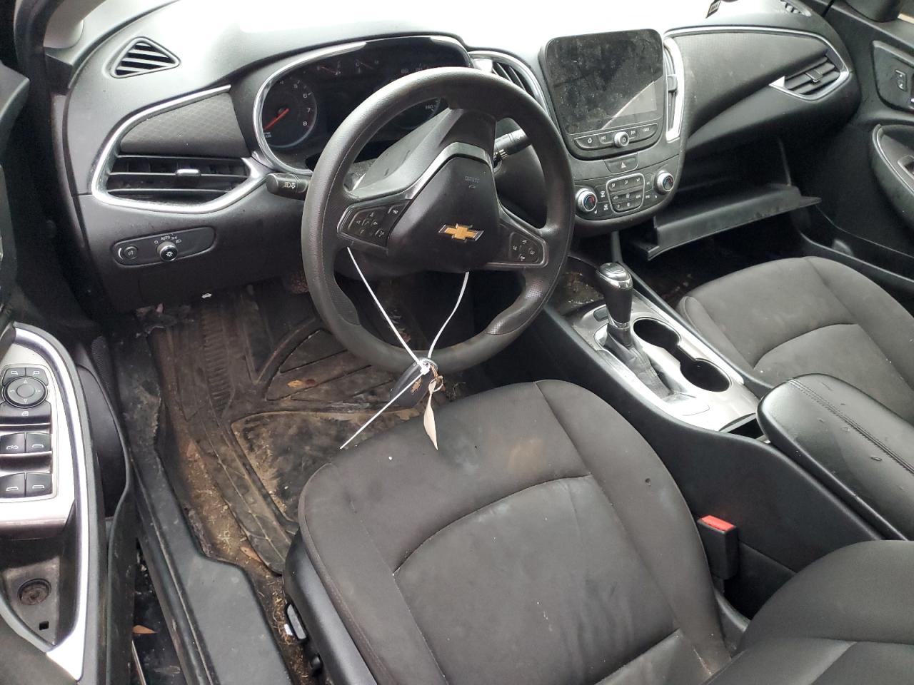 2019 Chevrolet Malibu VIN 1G1ZD5ST7KF169618 Copart auction photo, all over damage thumbnail 8
