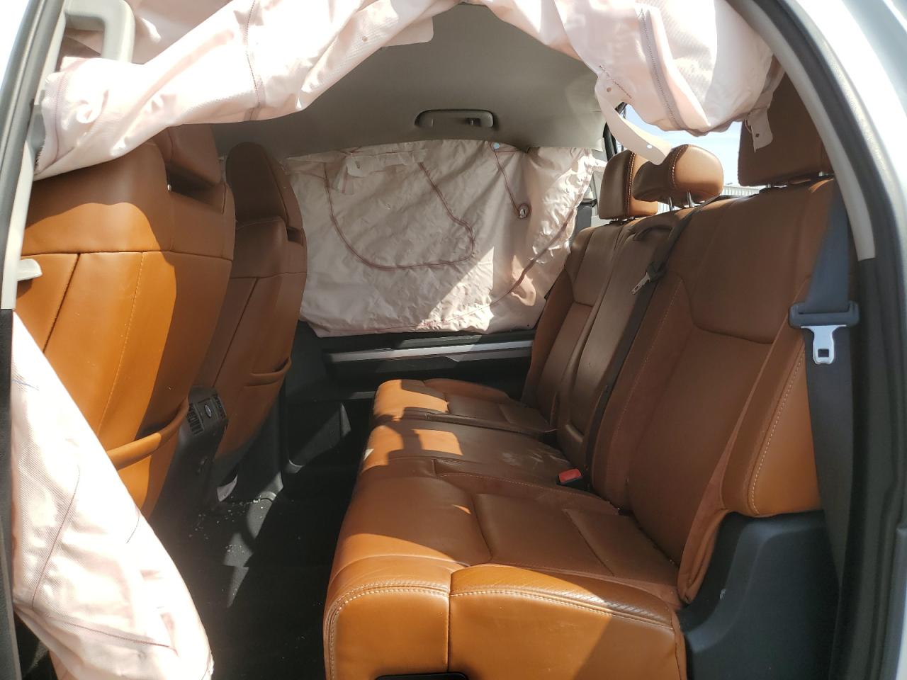 2017 Toyota Tundra VIN 5TFAW5F10HX622925 Copart auction photo, rollover / all over damage thumbnail 10