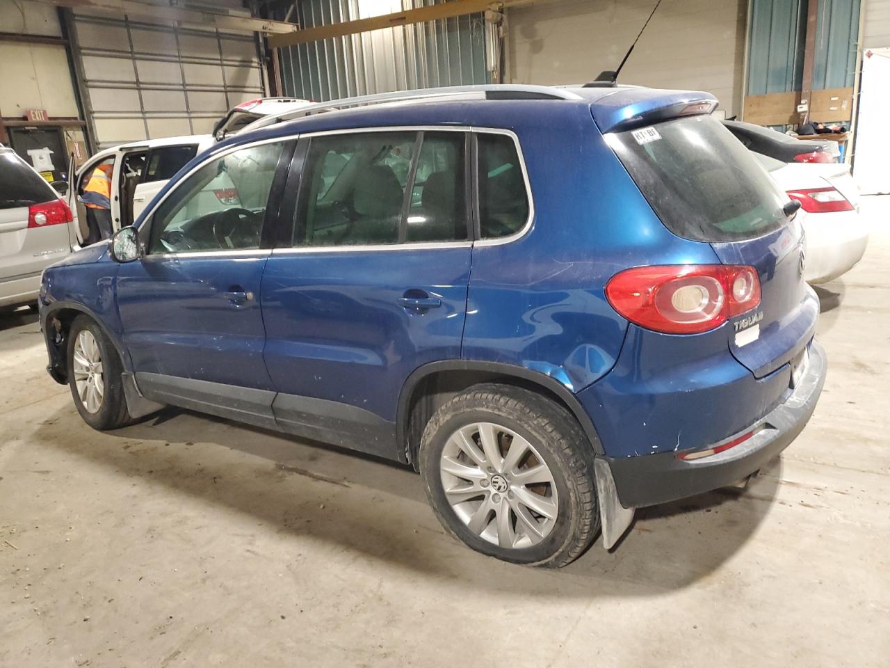 2009 Volkswagen Tiguan VIN WVGAV75N99W001723 Copart auction photo, all over / undercarriage damage thumbnail 2