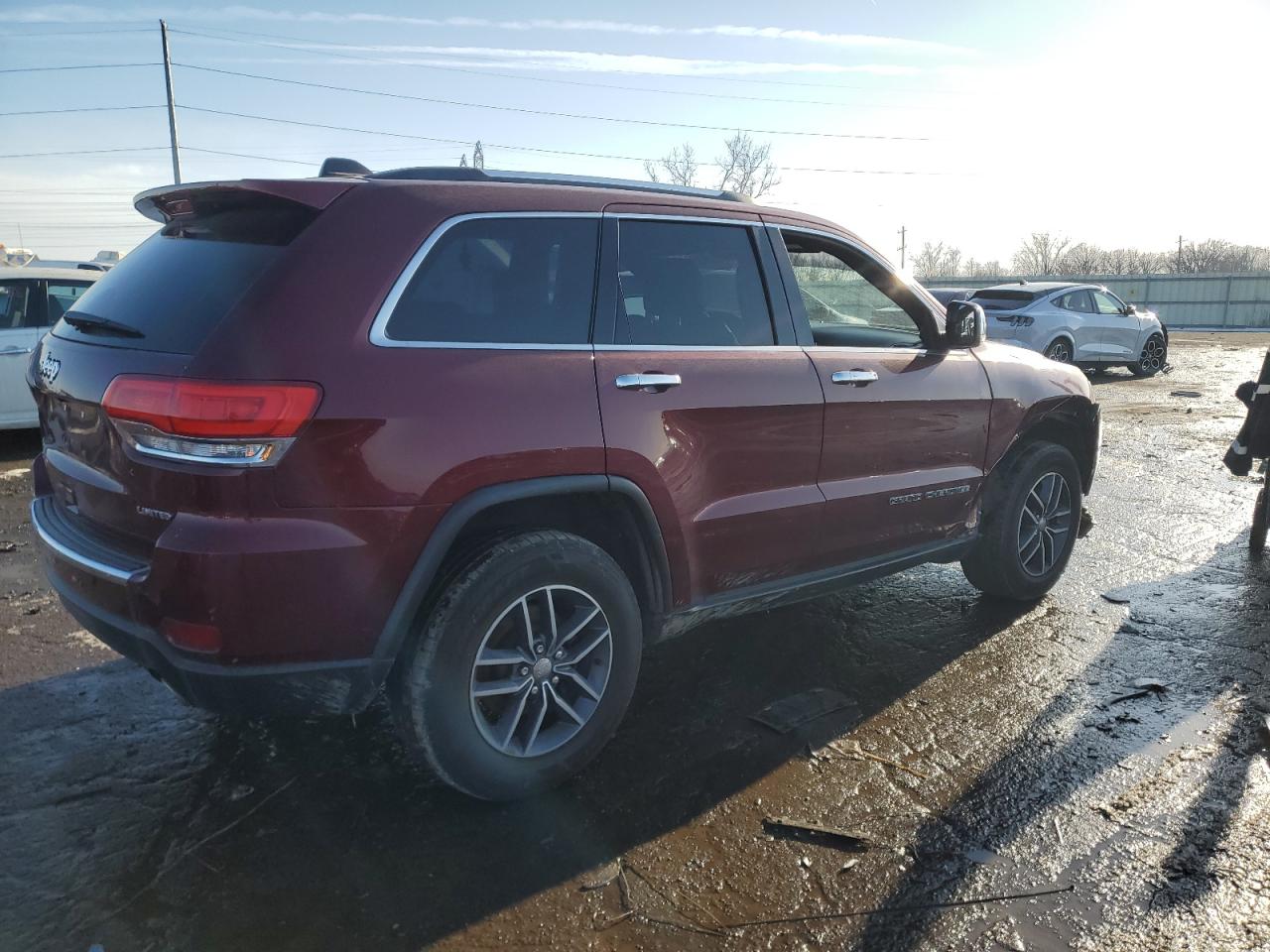 2018 Jeep Grand Cherokee VIN 1C4RJFBG2JC347539 Copart auction photo, front end damage thumbnail 3