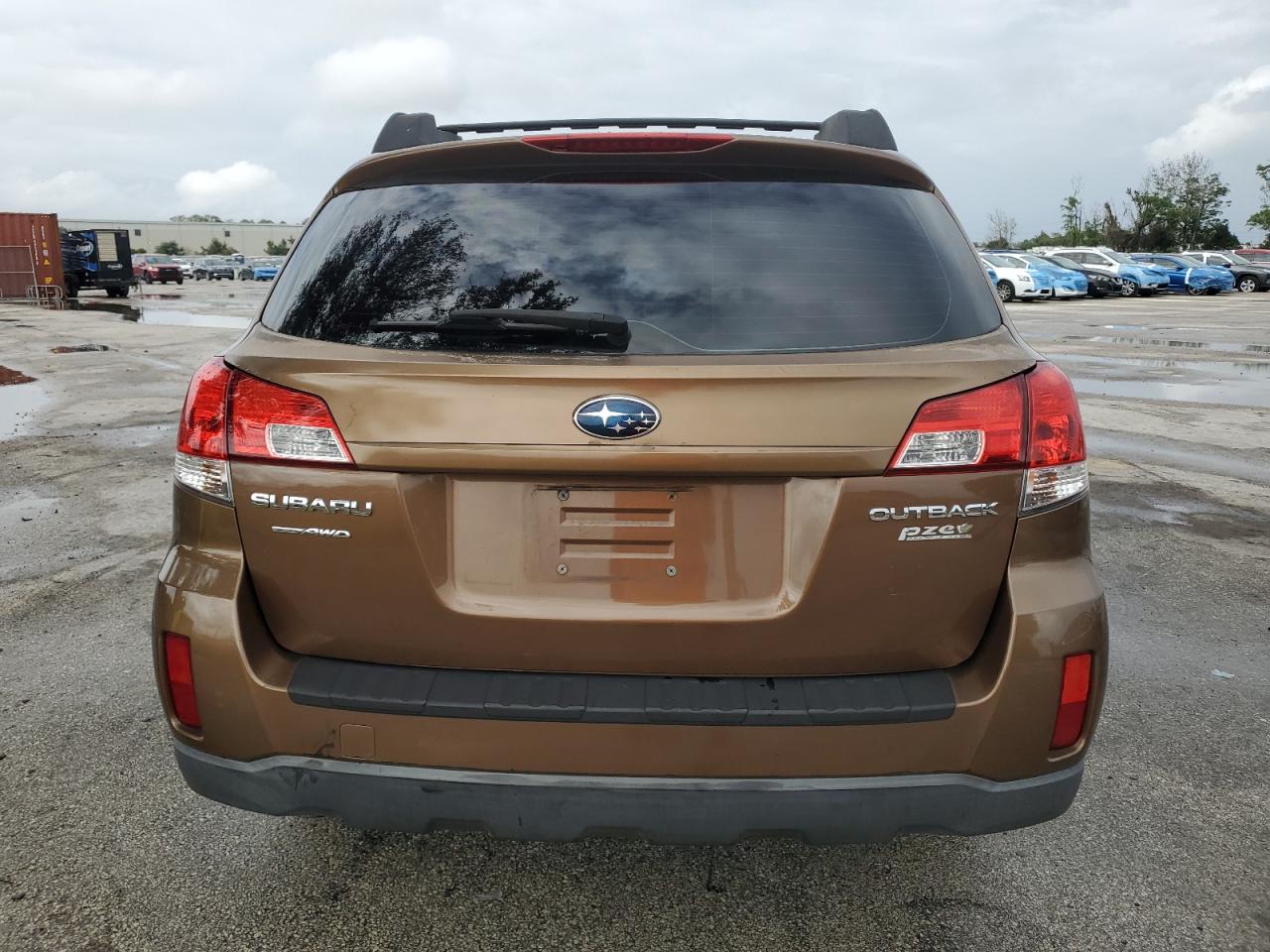2011 Subaru Outback VIN 4S4BRBAC9B3310017 Copart auction photo, front end damage thumbnail 6