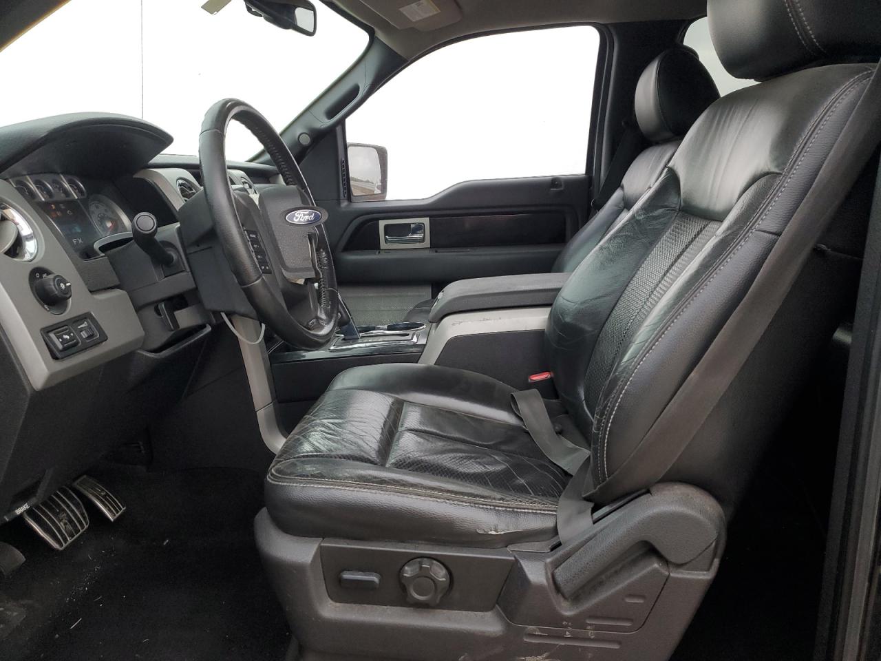 2010 Ford F-150 VIN 1FTFW1CVXAKC10388 Copart auction photo, front end / minor dent/scratches damage thumbnail 7