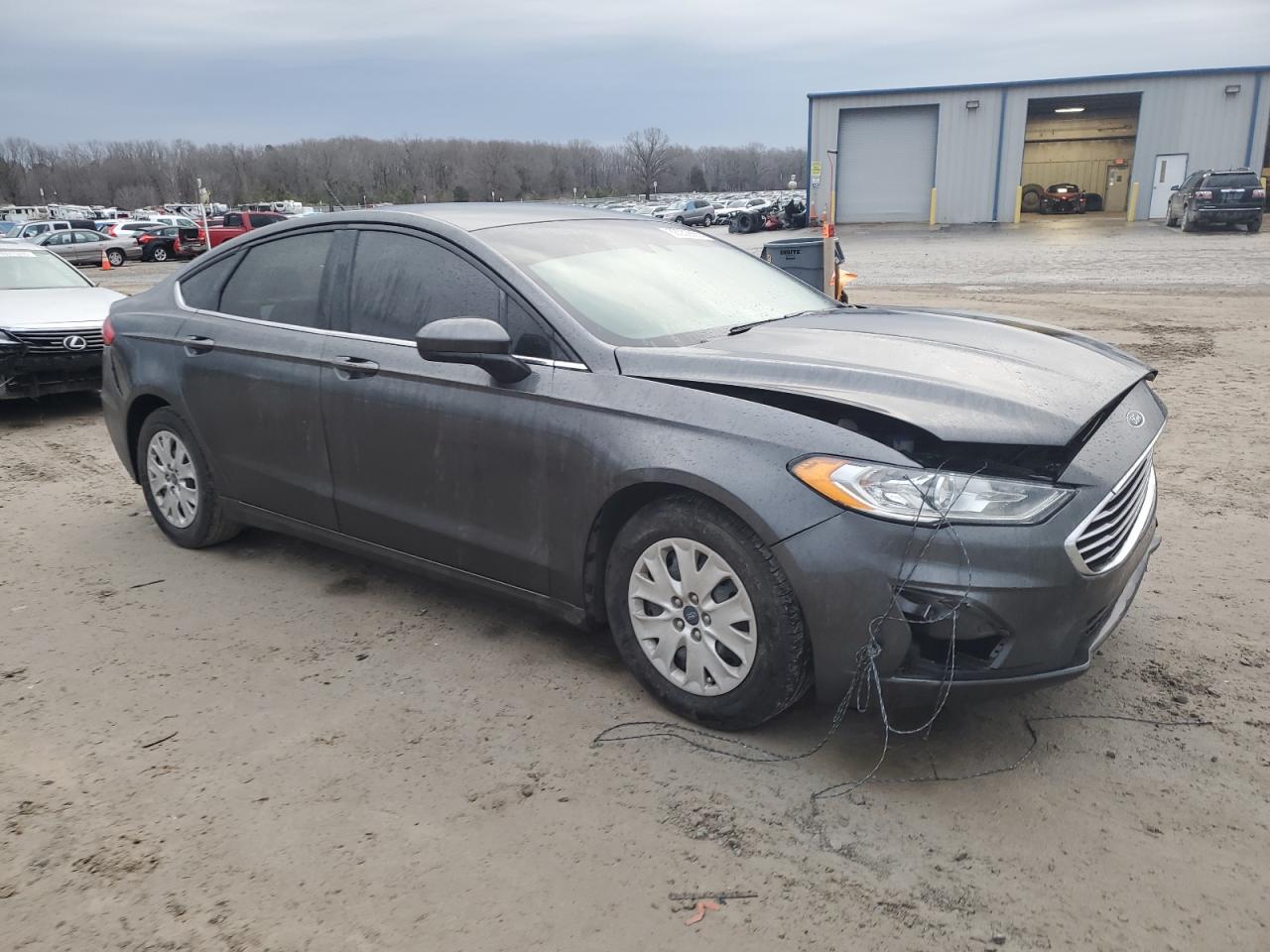 2019 Ford Fusion VIN 3FA6P0G76KR161356 Copart auction photo, front end / rear end damage thumbnail 4