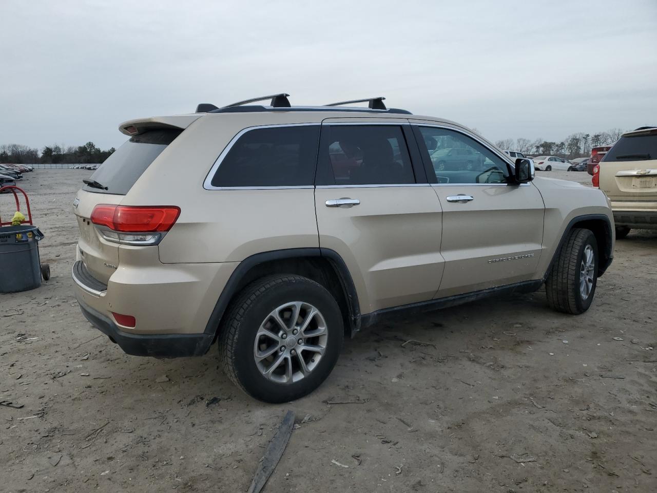 2015 Jeep Grand Cherokee VIN 1C4RJFBG6FC684741 Copart auction photo, side / minor dent/scratches damage thumbnail 3