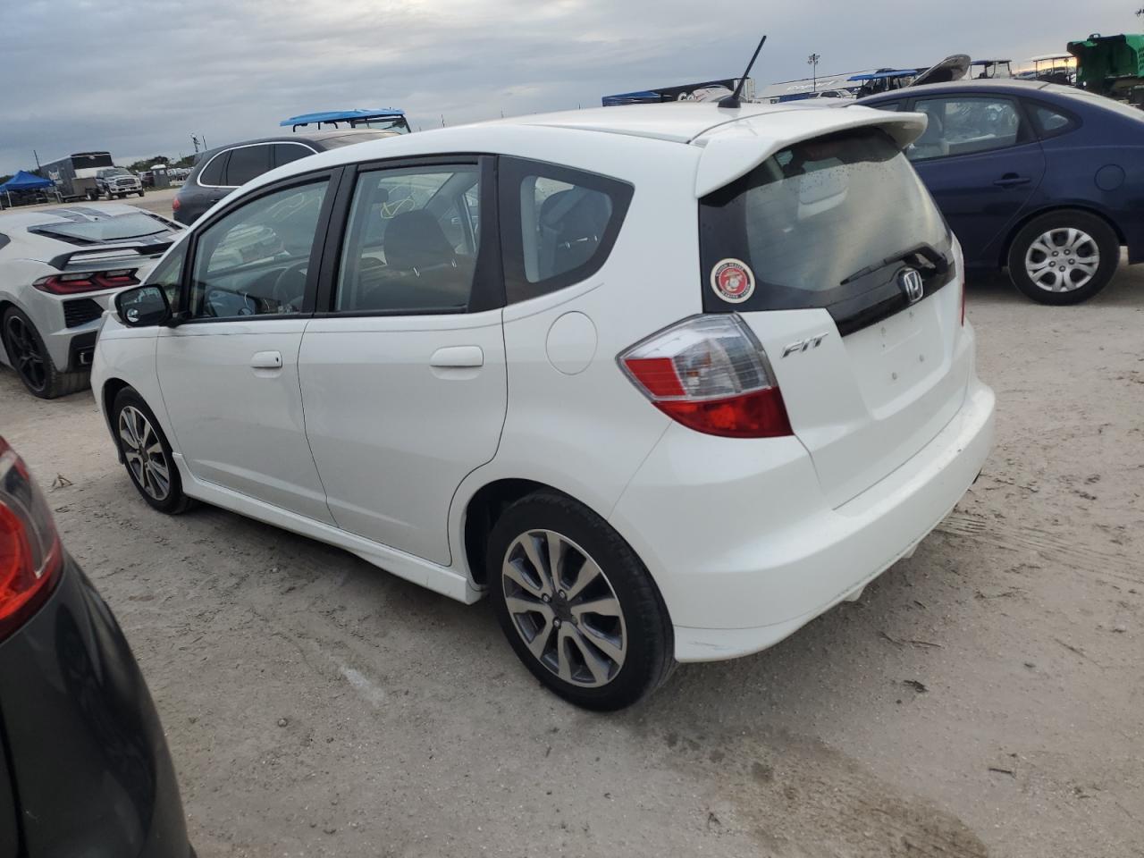 2013 Honda Fit VIN JHMGE8H52DC037617 Copart auction photo, water/flood damage thumbnail 2