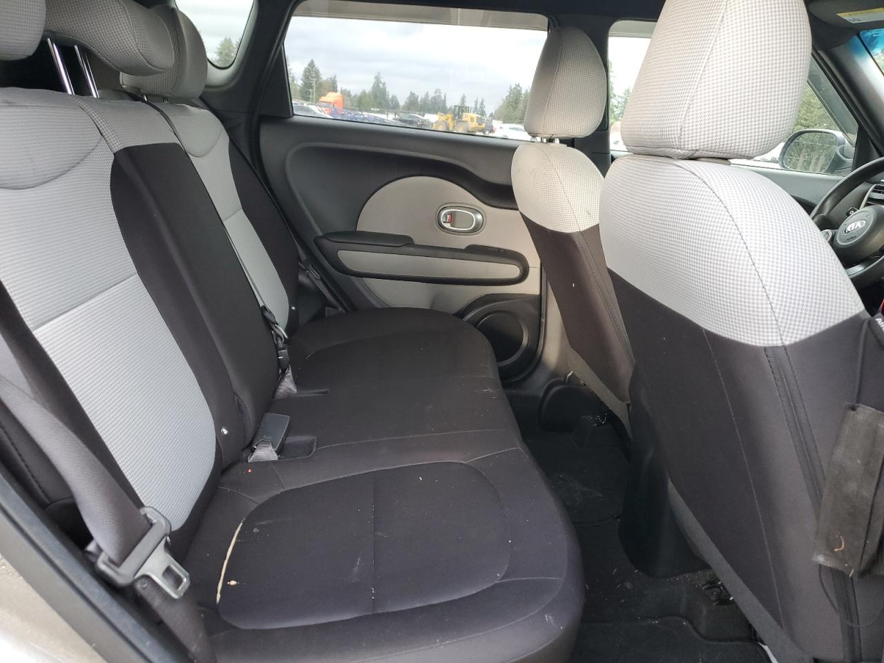 2016 KIA Soul VIN KNDJN2A2XG7386400 Copart auction photo, biohazard/chemical damage thumbnail 10
