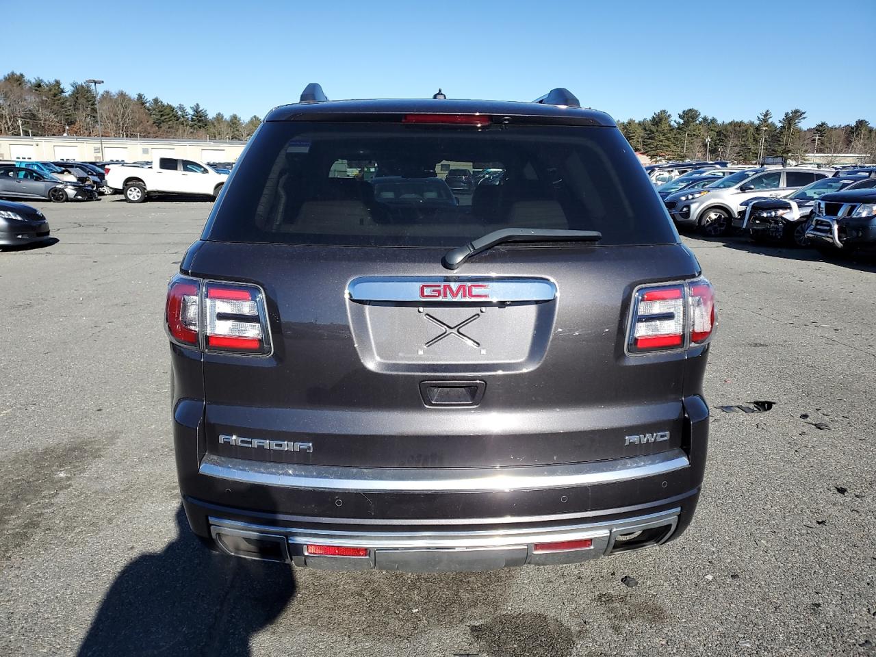 2015 GMC Acadia VIN 1GKKVTKD1FJ194847 Copart auction photo, burn / minor dent/scratches damage thumbnail 6