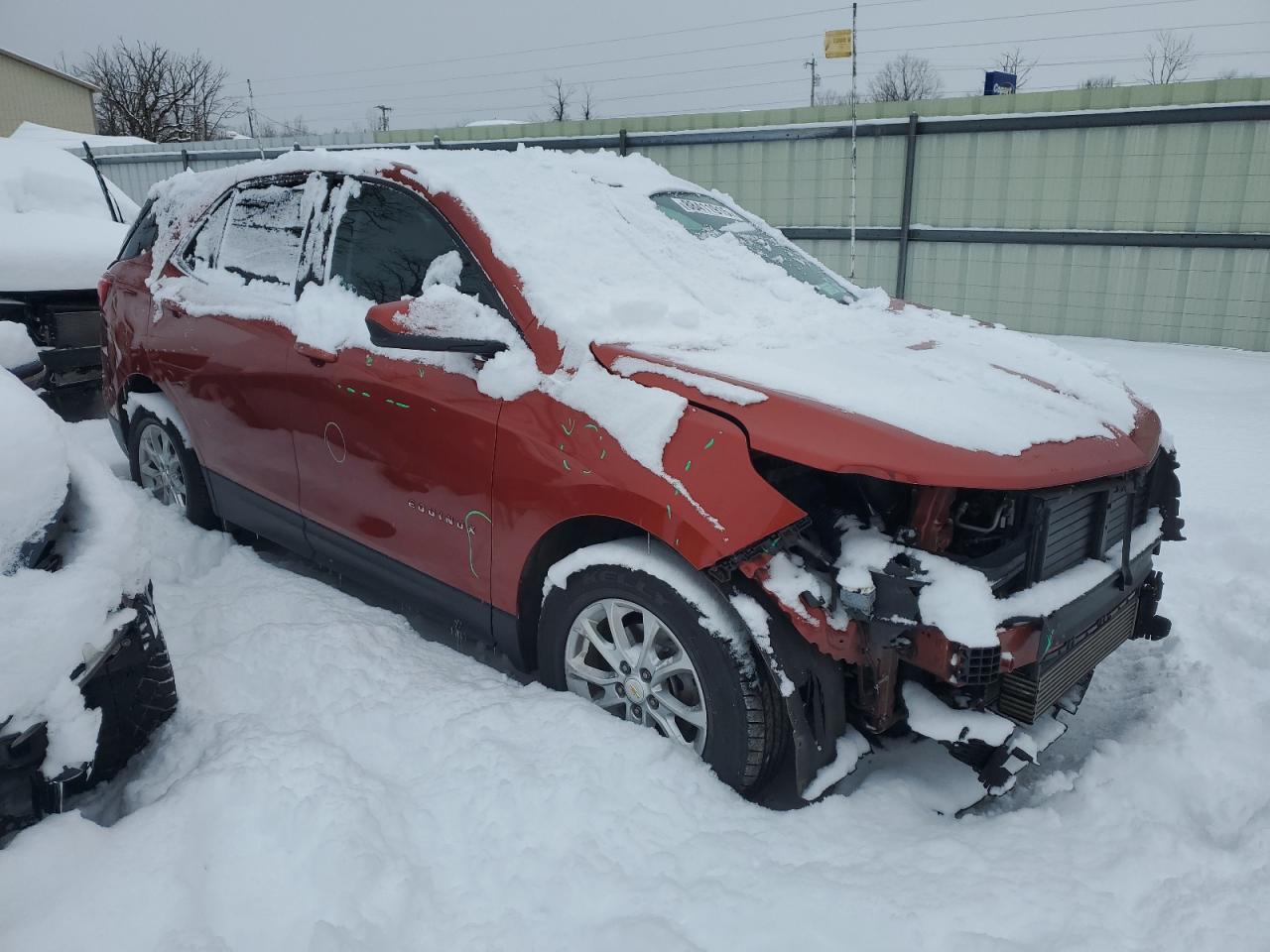 2020 Chevrolet Equinox VIN 2GNAXUEV9L6151000 Copart auction photo, front end damage thumbnail 4