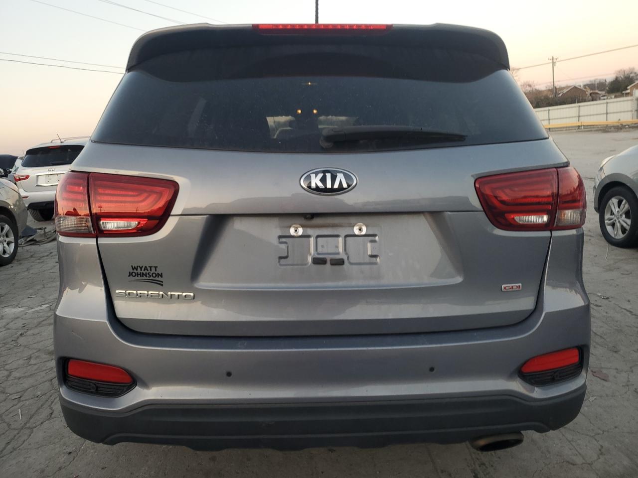 2020 KIA Sorento VIN 5XYPG4A36LG667082 Copart auction photo, front end damage thumbnail 6
