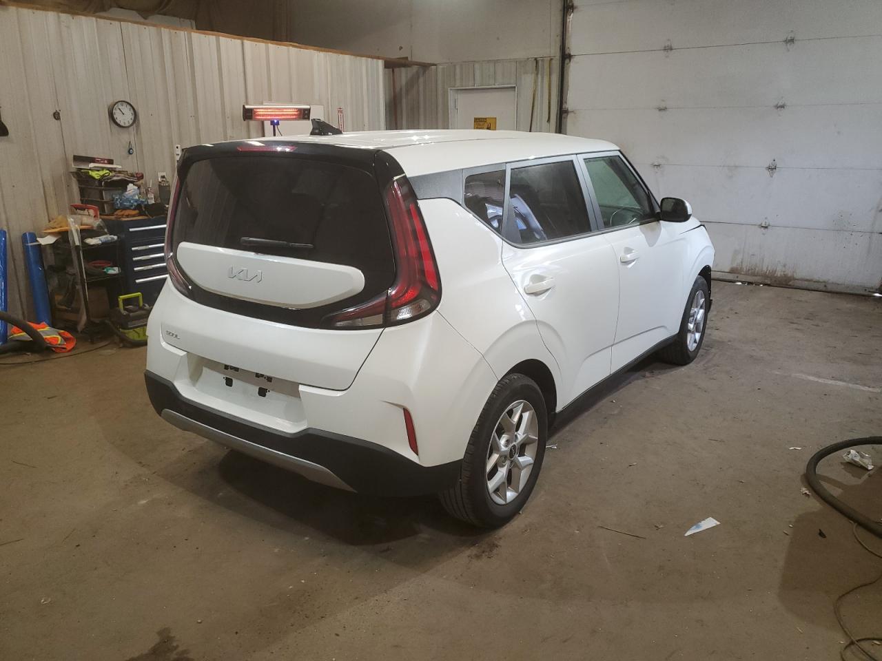2024 KIA Soul VIN KNDJ23AU4R7920722 Copart auction photo, front end / minor dent/scratches damage thumbnail 3