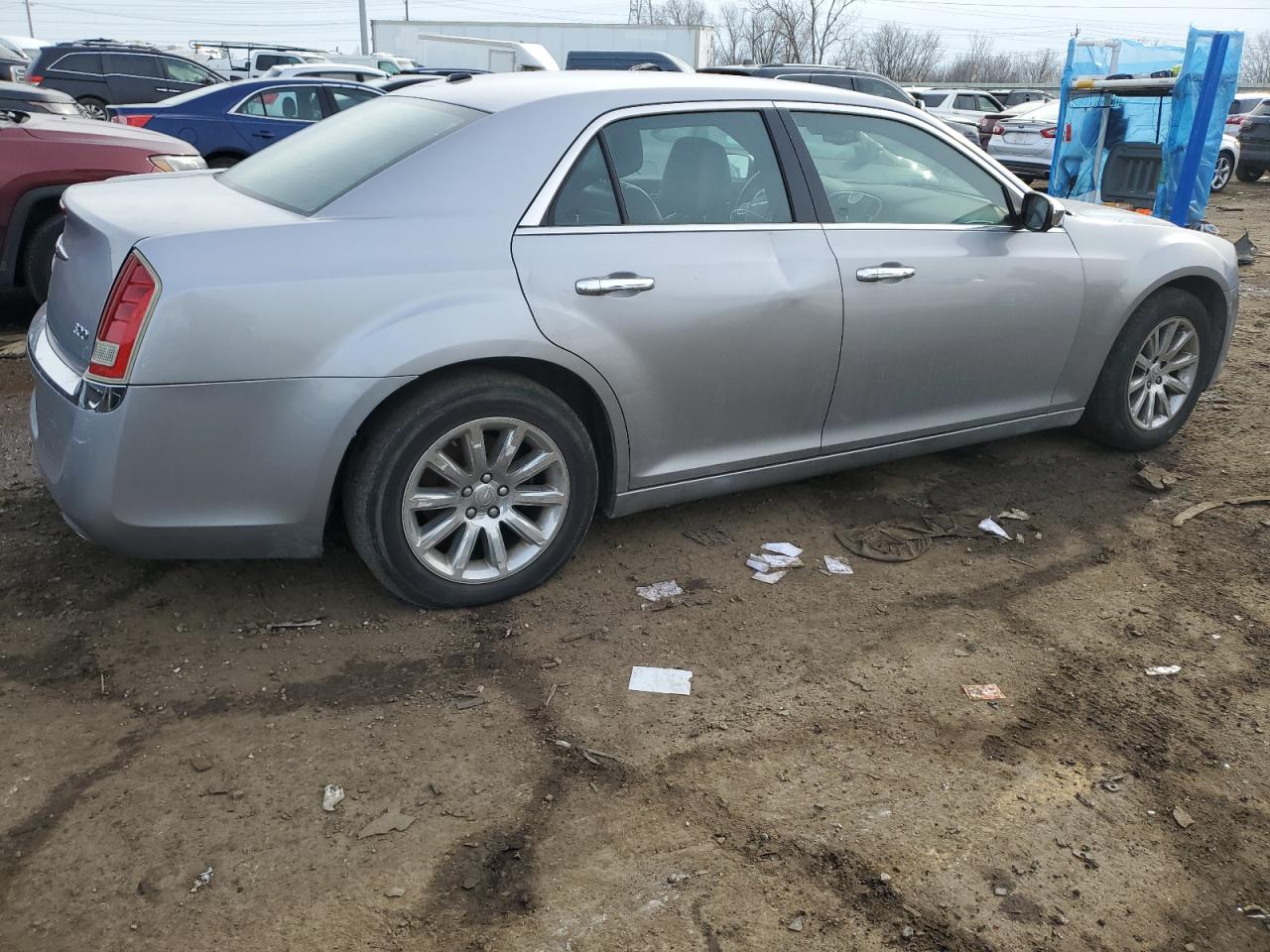 2011 Chrysler 300 VIN 2C3CA5CG7BH533286 Copart auction photo, front end / side damage thumbnail 3
