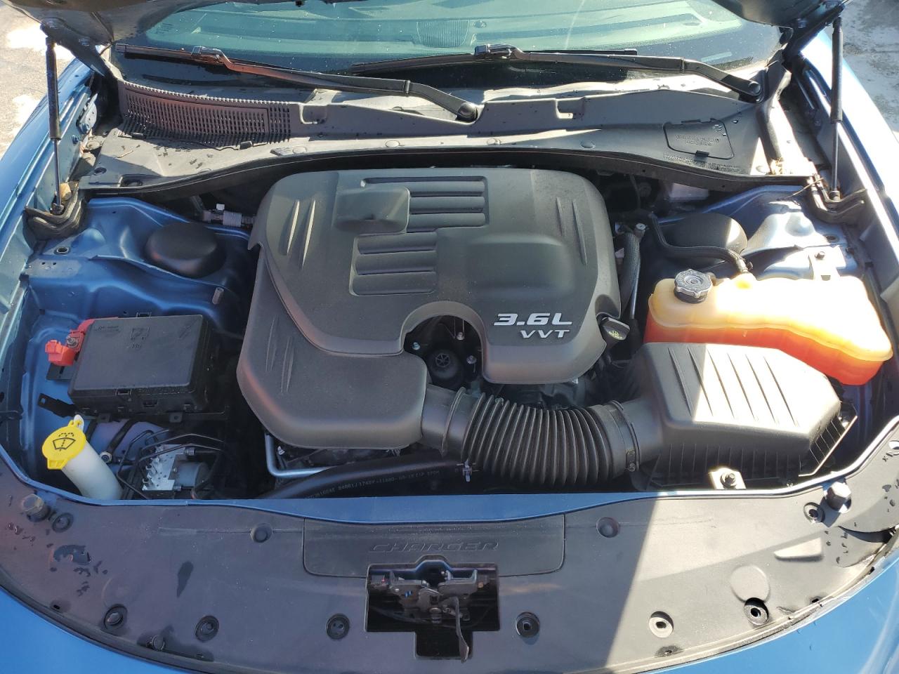2020 Dodge Charger VIN 2C3CDXBG5LH195909 Copart auction photo, front end / side damage thumbnail 11