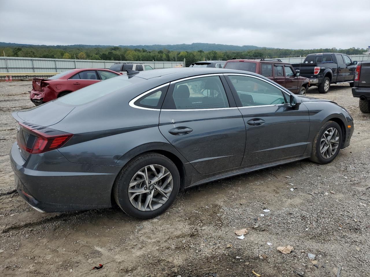 2022 Hyundai Sonata VIN KMHL64JA0NA245257 Copart auction photo, water/flood / all over damage thumbnail 3