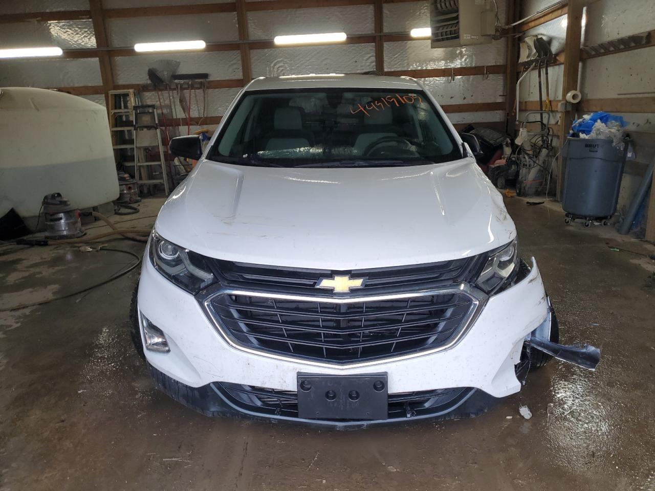 2019 Chevrolet Equinox VIN 3GNAXHEV5KS535783 Copart auction photo, front end / side damage thumbnail 5