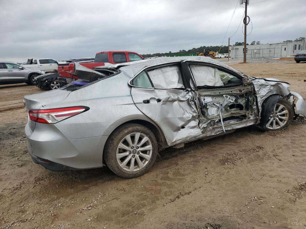 2020 Toyota Camry VIN 4T1C11AK5LU972587 Copart auction photo, all over damage thumbnail 3