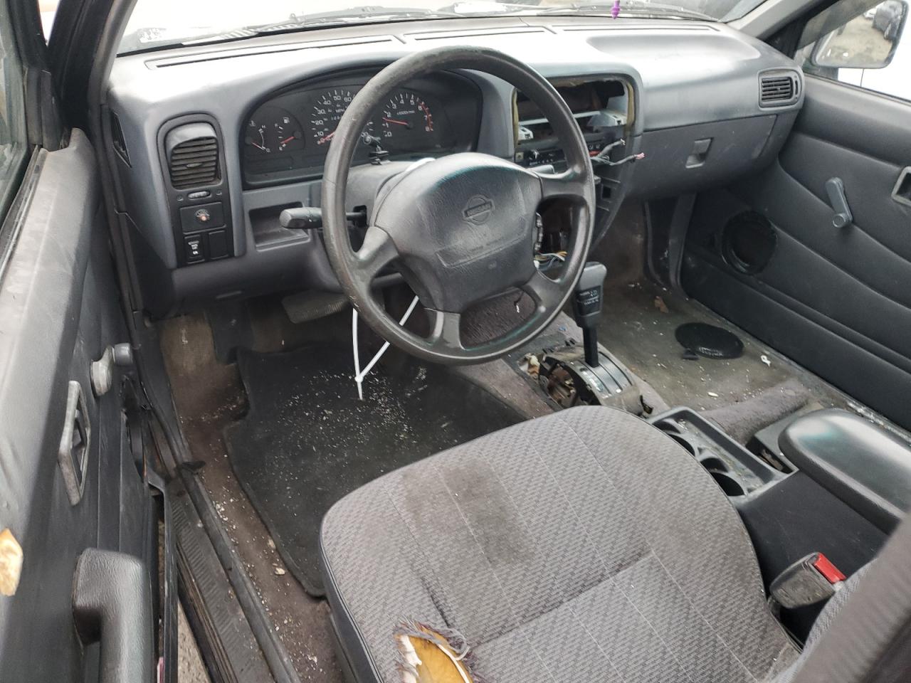 1996 Nissan Titan VIN 1N6SD16S8TC345546 Copart auction photo, vandalism damage thumbnail 8
