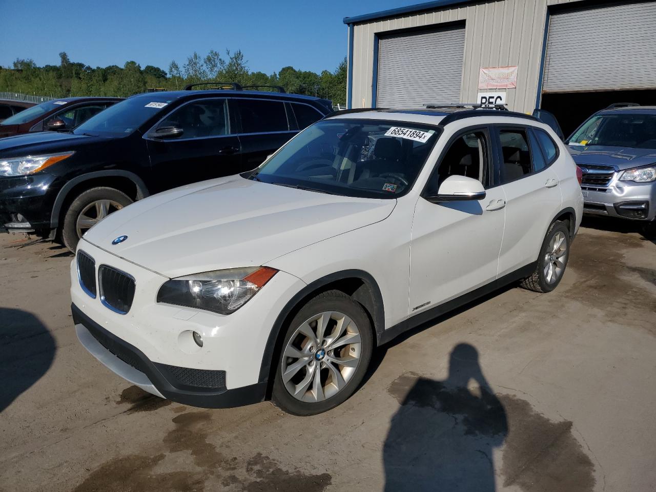 2014 BMW X1 VIN WBAVL1C52EVR94443