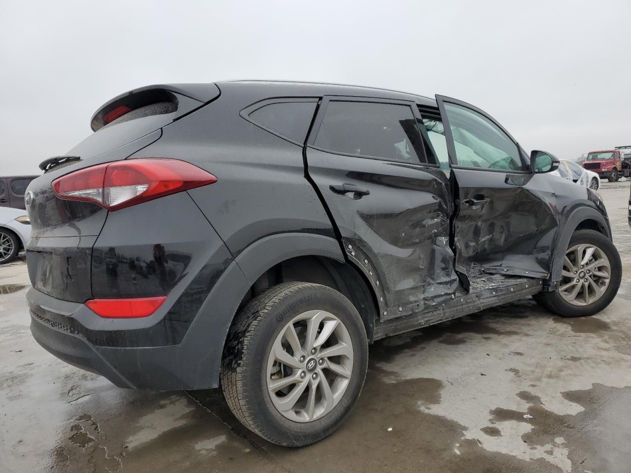 2017 Hyundai Tucson VIN KM8J33A40HU508953 Copart auction photo, side / front end damage thumbnail 3