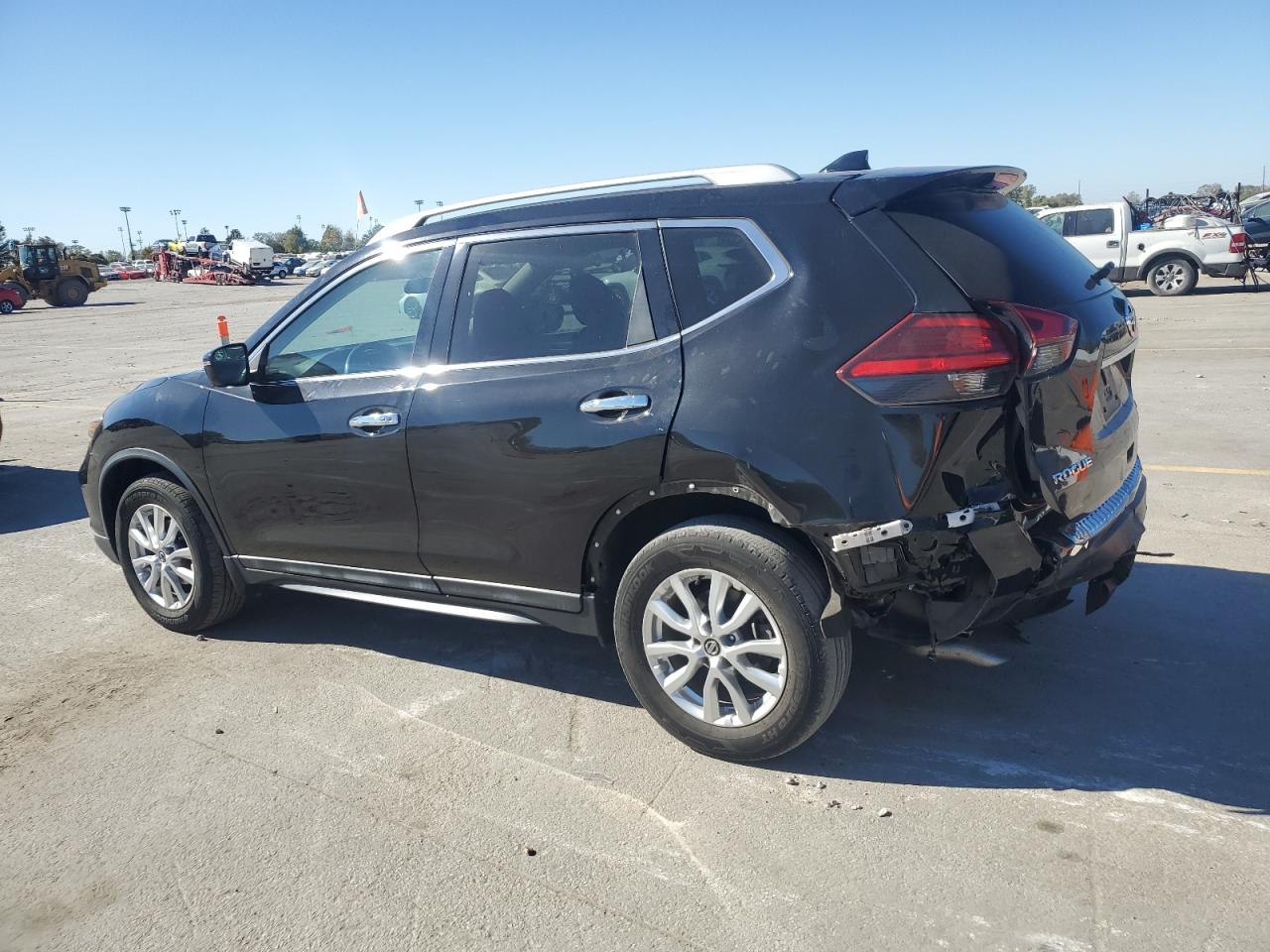 2017 Nissan Rogue VIN 5N1AT2MV5HC813532 Copart auction photo, rear end damage thumbnail 2