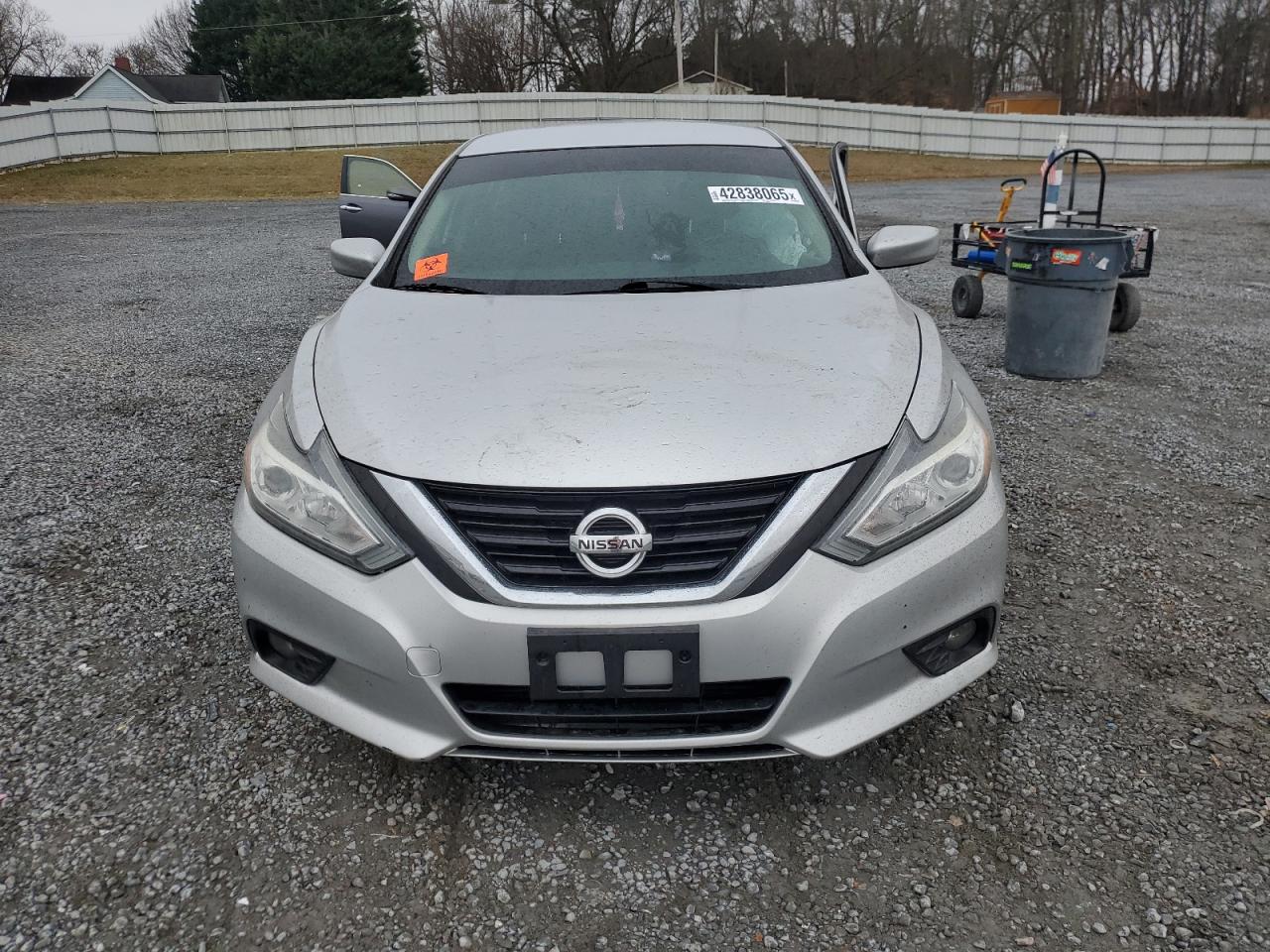 2018 Nissan Altima VIN 1N4AL3AP0JC239434 Copart auction photo, side damage thumbnail 5