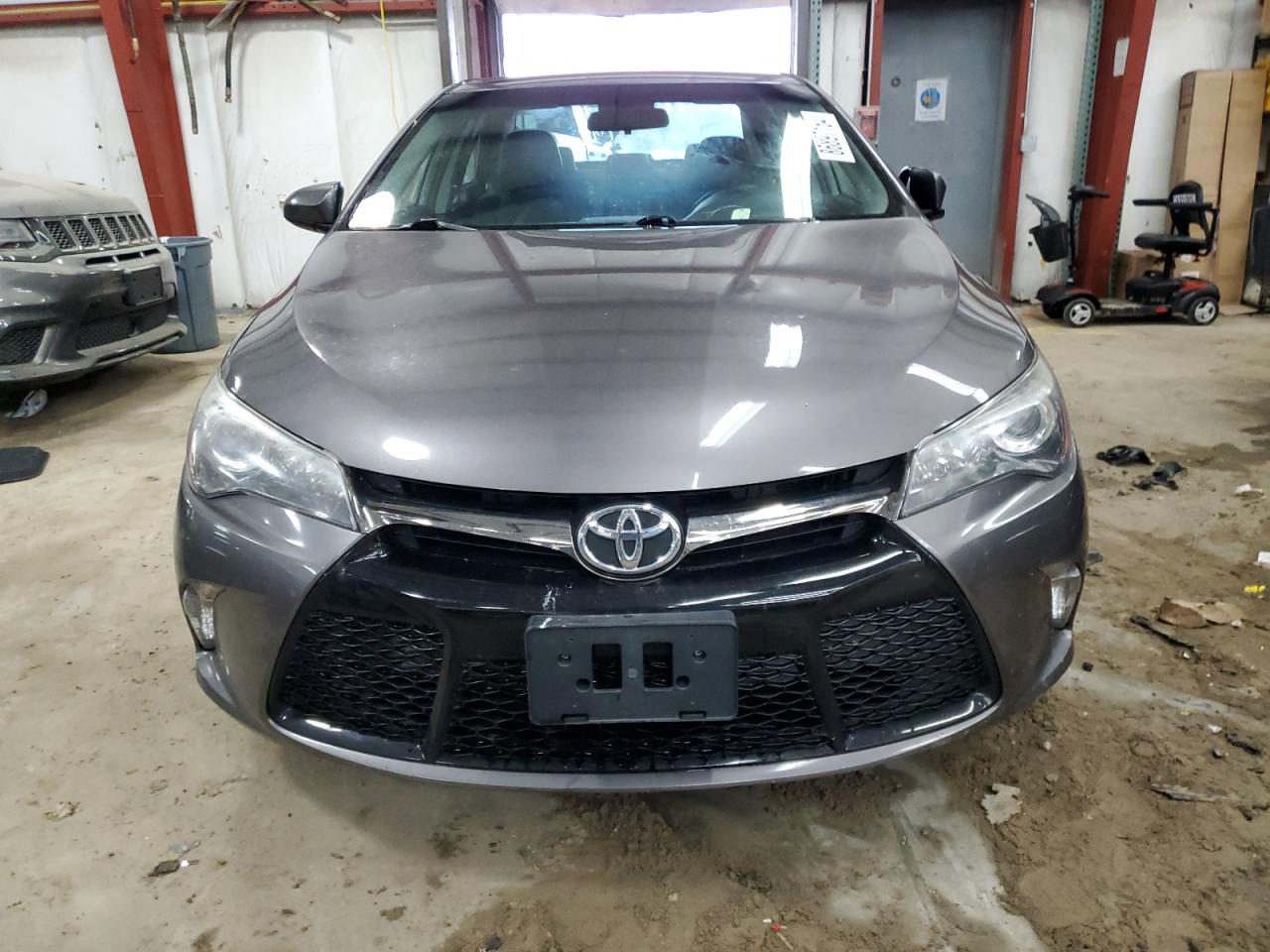 2017 Toyota Camry VIN 4T1BF1FK4HU374441 Copart auction photo, side / rear end damage thumbnail 5