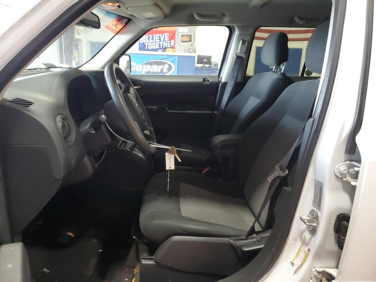 2017 Jeep Liberty (Patriot) VIN 1C4NJRBB0HD173270 Copart auction photo, front end damage thumbnail 7