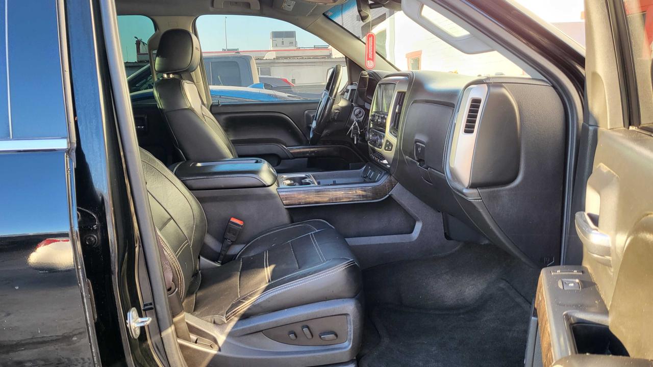 2015 GMC Sierra VIN 3GTU2WEJ6FG401346 Copart auction photo, minor dent/scratches / normal wear damage thumbnail 5