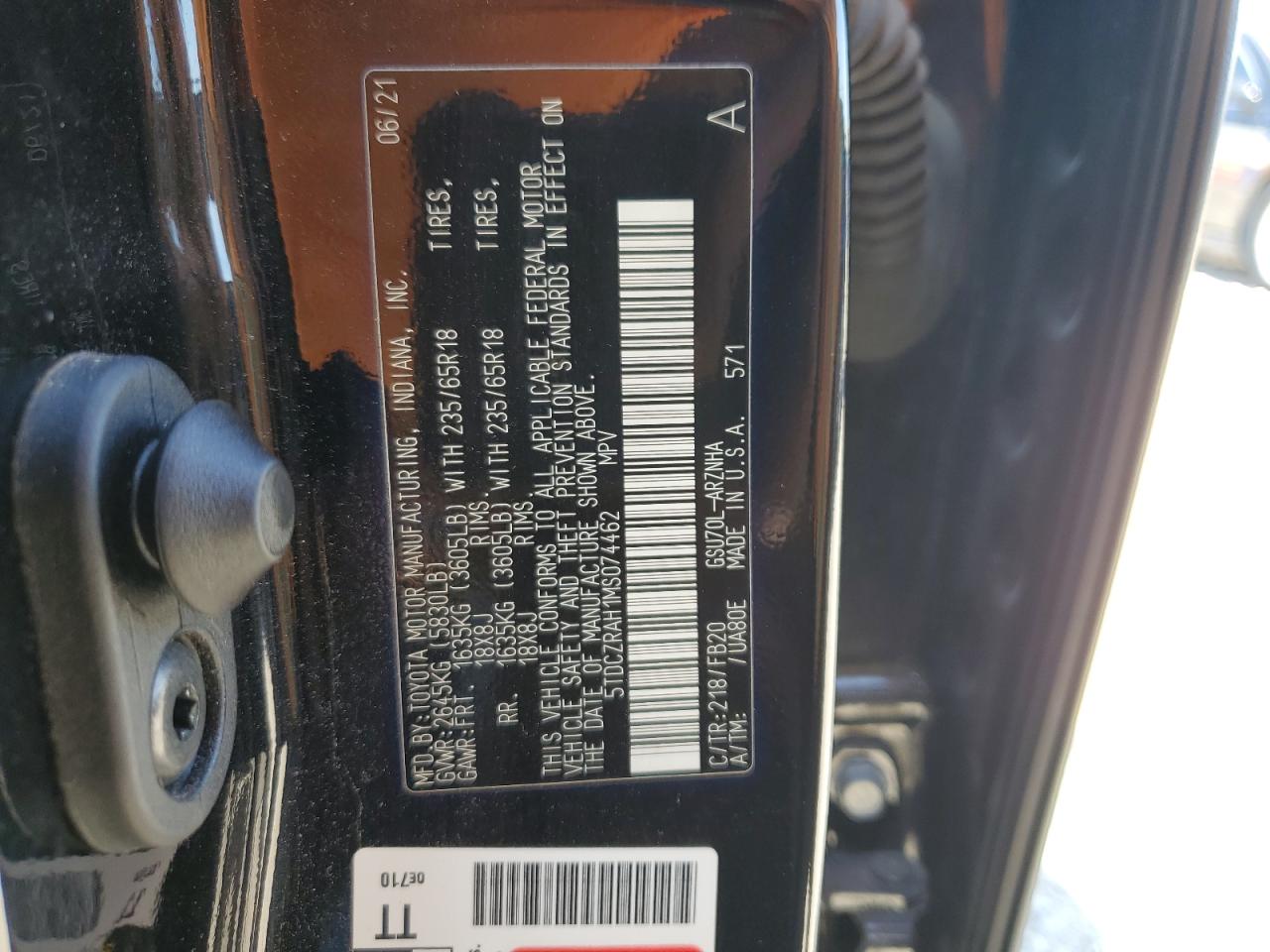 2021 Toyota Highlander VIN 5TDCZRAH1MS074462 Copart auction photo, front end / minor dent/scratches damage thumbnail 13