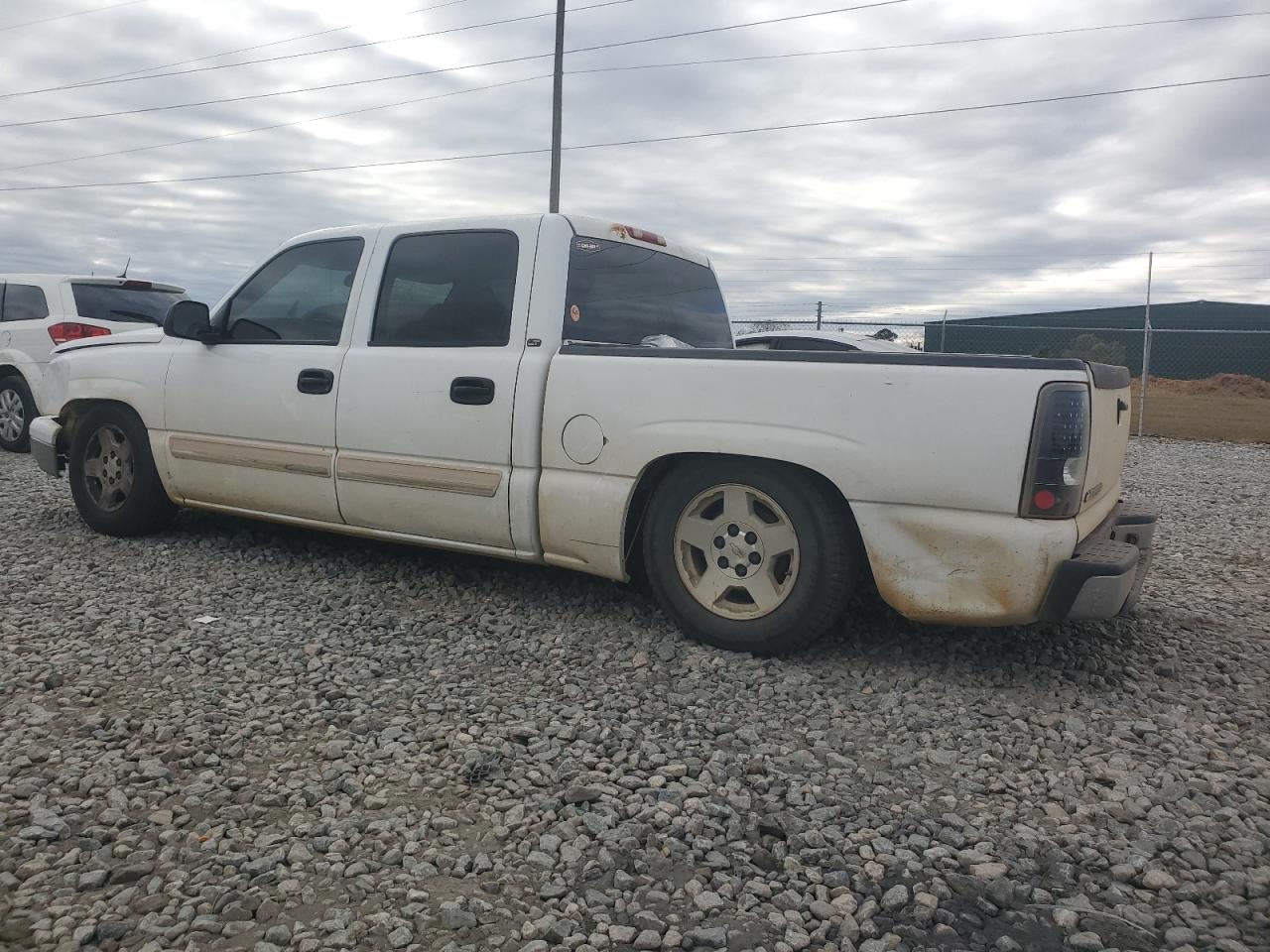 2006 Chevrolet Silverado VIN 2GCEC13T561119653 Copart auction photo, front end damage thumbnail 2