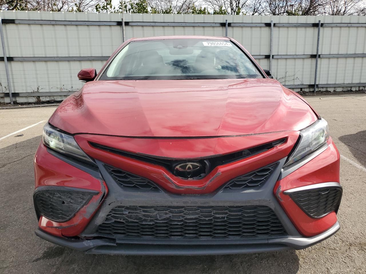 2022 Toyota Camry VIN 4T1T11AKXNU055325 Copart auction photo, side / all over damage thumbnail 5