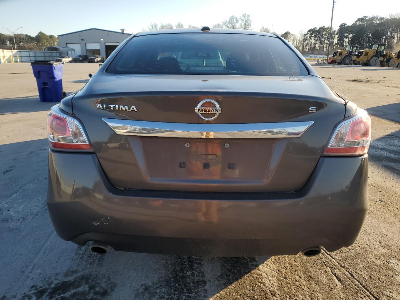 2015 Nissan Altima VIN 1N4AL3AP5FC439782 Copart auction photo, front end / rear end damage thumbnail 6