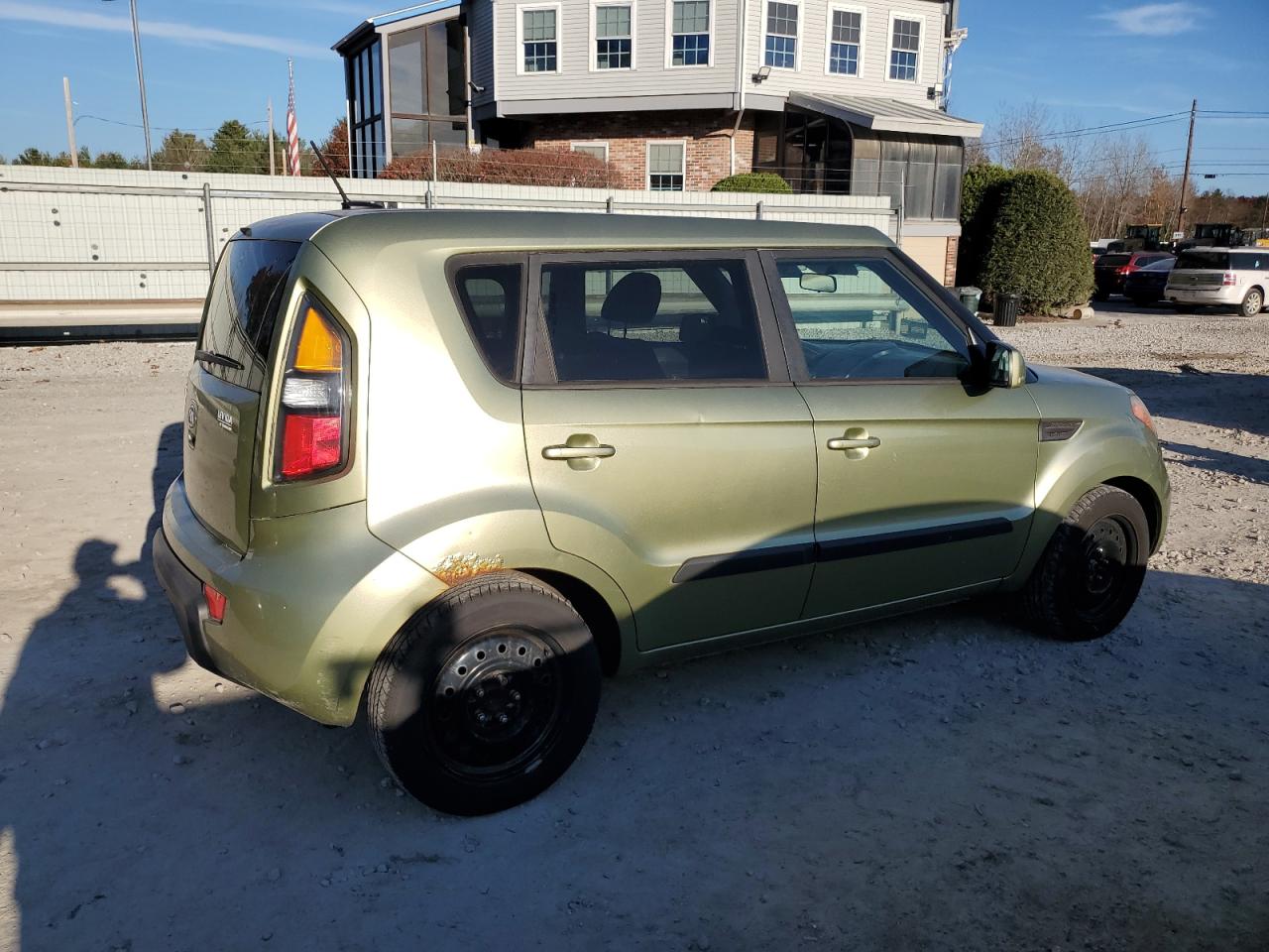 2011 KIA Soul VIN KNDJT2A27B7209673 Copart auction photo, minor dent/scratches damage thumbnail 3