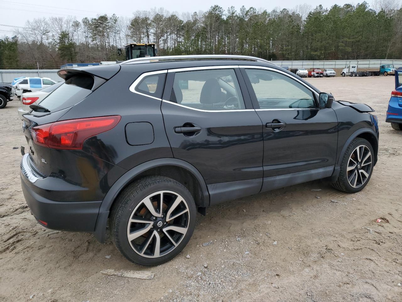 2017 Nissan Rogue VIN JN1BJ1CP3HW024776 Copart auction photo, front end / undercarriage damage thumbnail 3