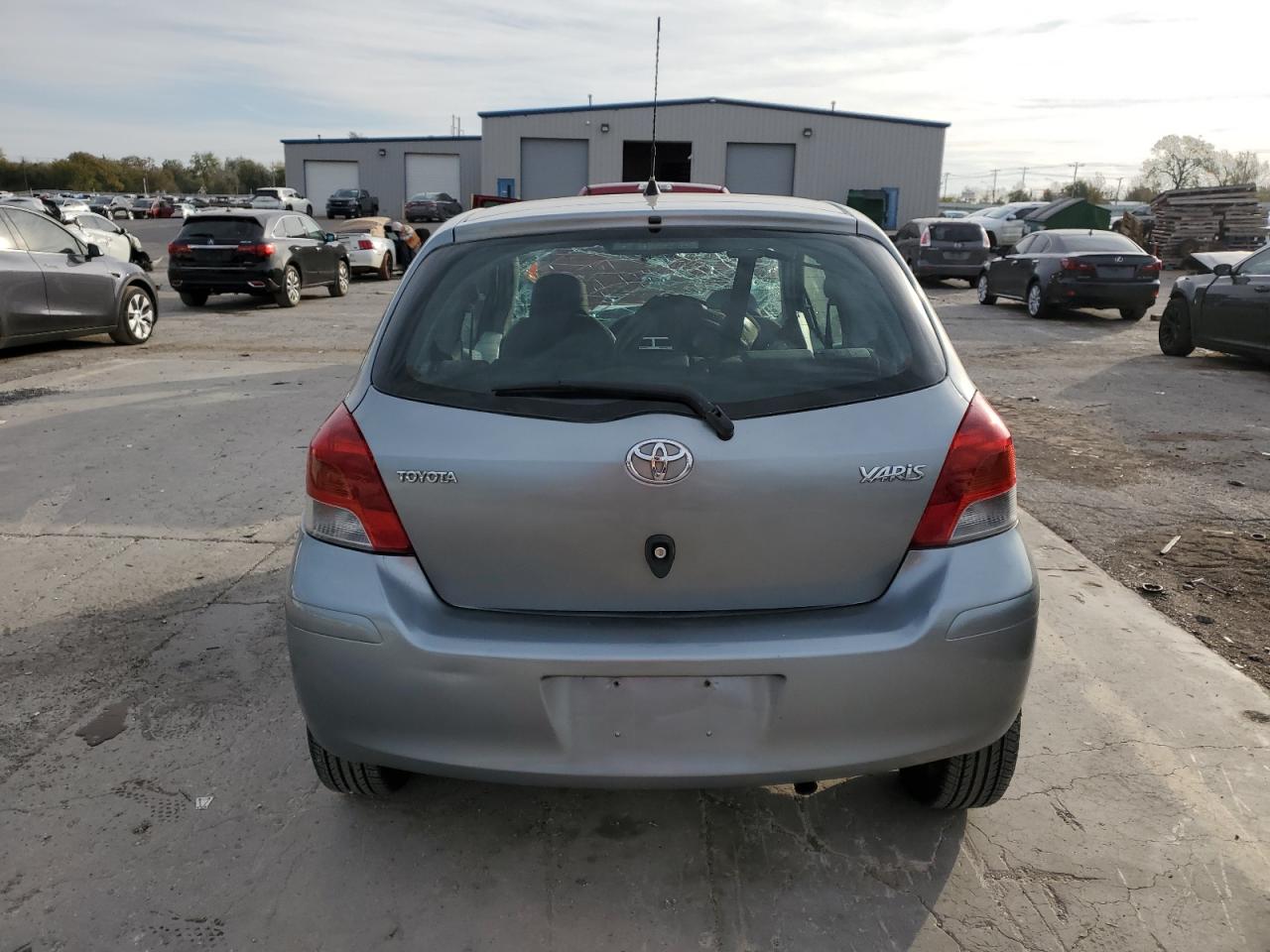 2010 Toyota Yaris VIN JTDJT4K36A5323595 Copart auction photo, front end / side damage thumbnail 6