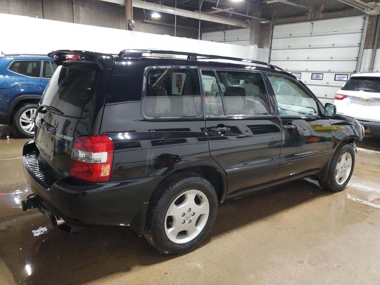 2005 Toyota Highlander VIN JTEEP21A750084714 Copart auction photo, front end / rear end damage thumbnail 3