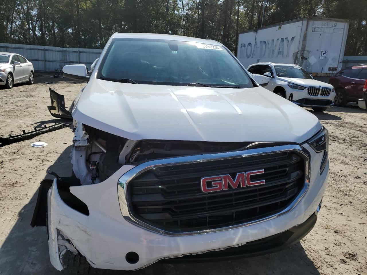 2019 GMC Terrain VIN 3GKALMEV3KL298917 Copart auction photo, side / front end damage thumbnail 5