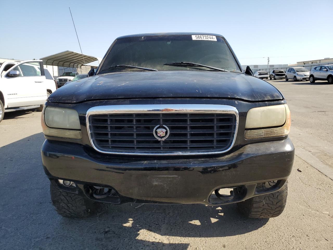 2000 Cadillac Escalade VIN 1GYEK13R4YR103293 Copart auction photo, burn - interior damage thumbnail 5