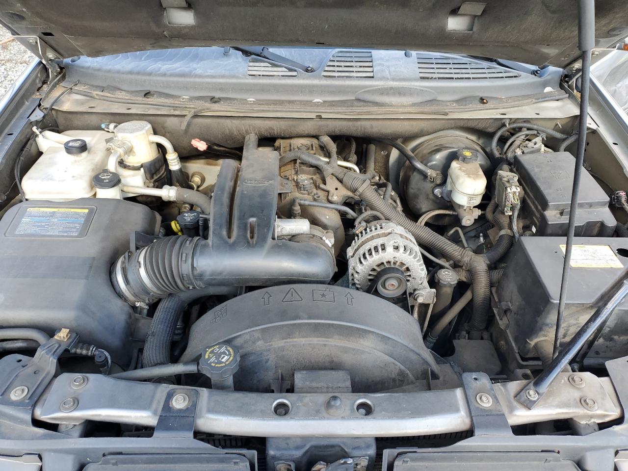 2005 GMC Envoy VIN 1GKET63M752371820 Copart auction photo, side damage thumbnail 11