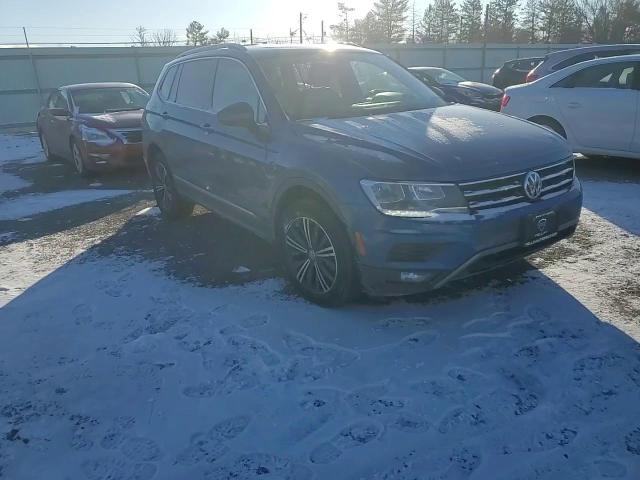 2018 Volkswagen Tiguan VIN 3VV3B7AX8JM102285 Copart auction photo, front end damage thumbnail 12